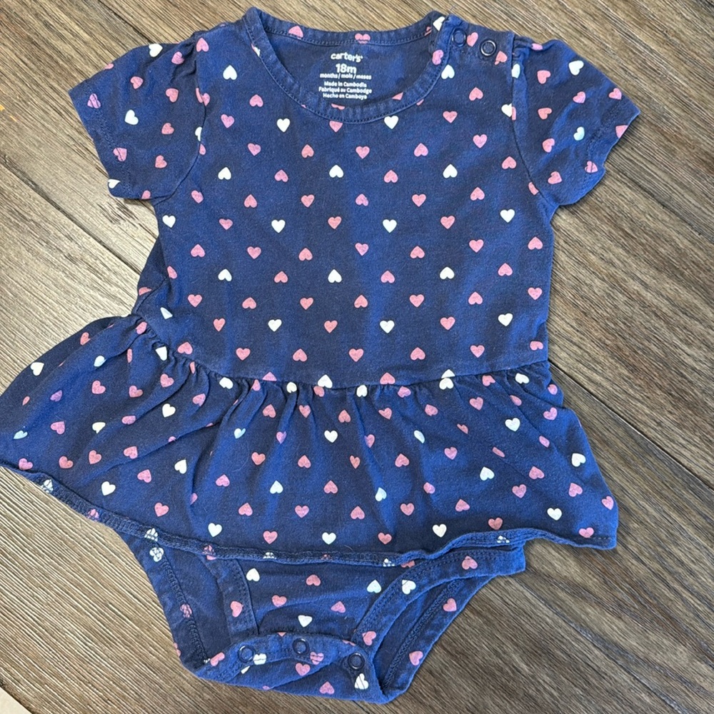 0010 Carter’s blue heart dress 18m
